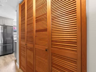 Photo #5: 580313705 Listing