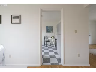 Photo #6: 580454230 Listing 