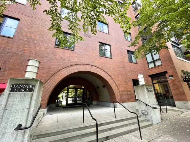 MLS: 580466844 Condo For Sale