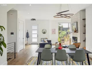 Photo #6: 580820570 Listing