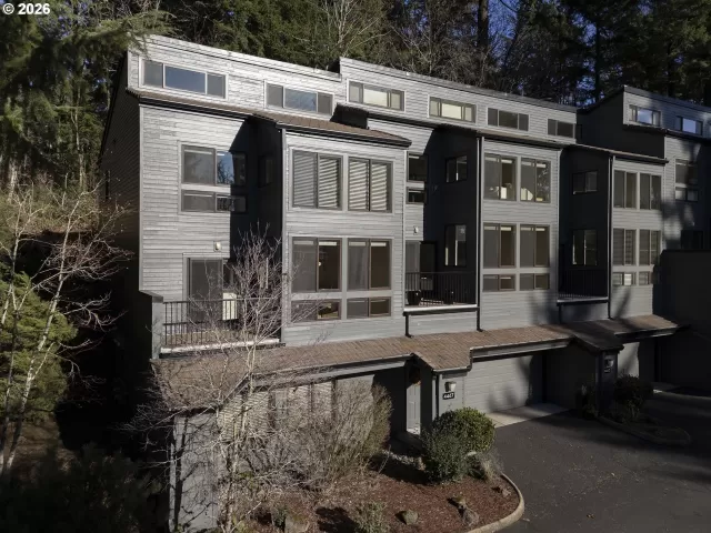 MLS: 581040395 Condo For Sale