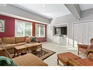 Photo #3: 581040395 Listing