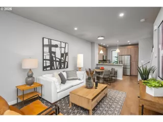 Photo #2: 581194284 Listing 