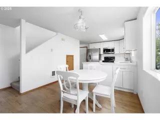 More Details about MLS # 581368087 : 2401 NE 77TH AVE