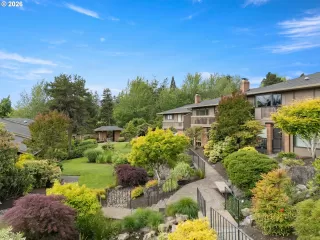 Photo #3: 581679187 Listing