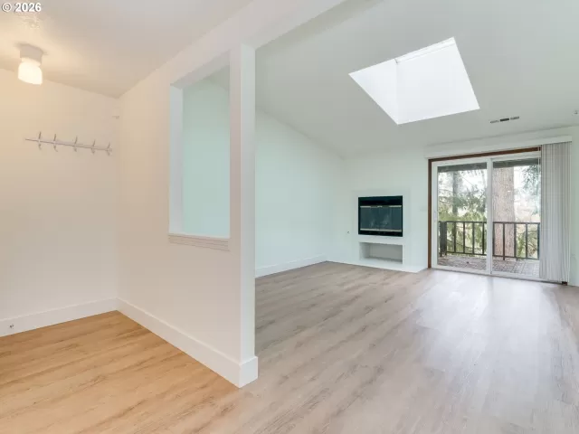 MLS: 582330558 Condo For Sale