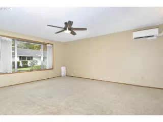 Photo #4: 583603244 Listing