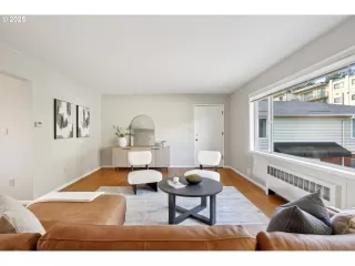 Photo #2: 583721091 Listing