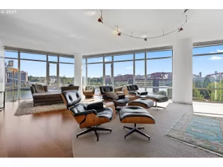 Photo #2: 584710761 Listing