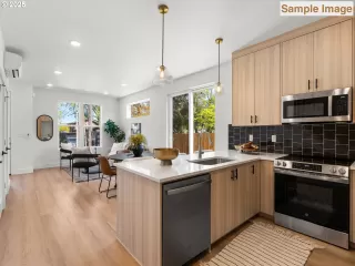 Photo #5: 585227519 Listing 