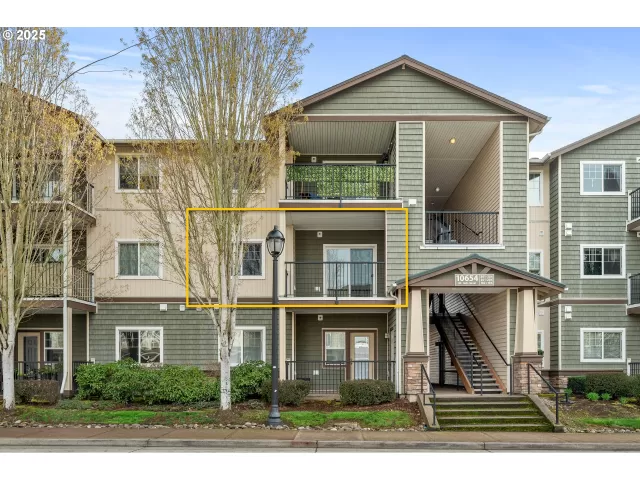 MLS: 585932493 Condo For Sale