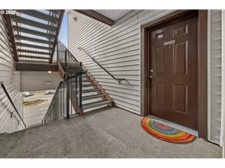 Photo #1: 585932493 Listing