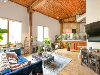 Photo #3: 586265057 Listing 