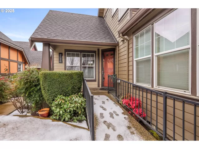 MLS: 586885395 Condo For Sale