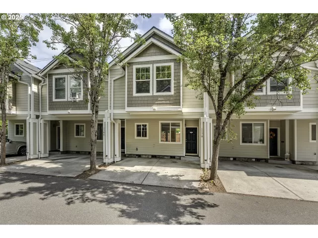 MLS: 587533510 Condo For Sale