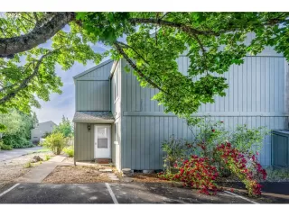 More Details about MLS # 588372454 : 17536 SW BRITETREE CIR