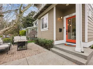 Photo #3: 588621829 Listing 