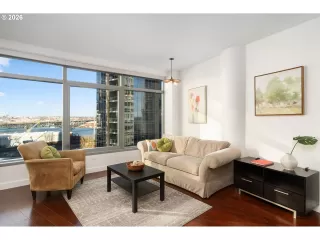 Photo #6: 588718274 Listing