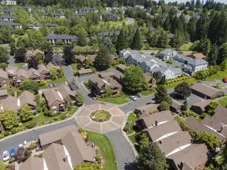 Photo #3: 589309094 Listing 