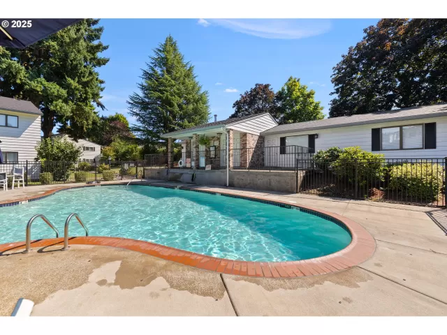 MLS: 589508685 Condo For Sale