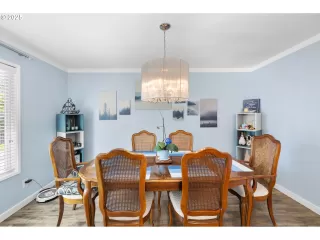 Photo #2: 589508685 Listing