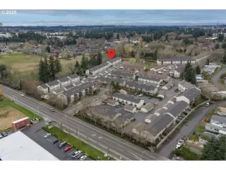 Photo #5: 589581177 Listing