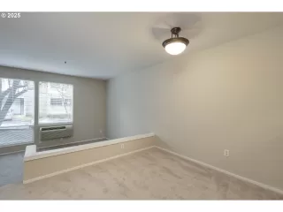 Photo #3: 589821001 Listing