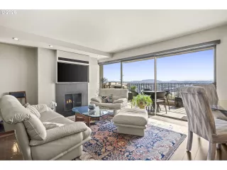 Photo #2: 590205675 Listing