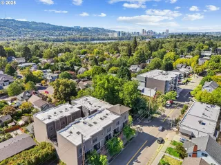 Photo #1: 590220923 Listing