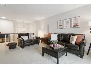 Photo #6: 590606251 Listing