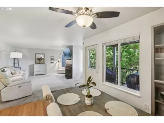 Photo #5: 590732000 Listing