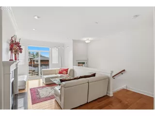 Photo #2: 590915241 Listing 