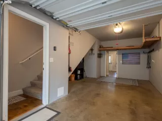 Photo #2: 591320199 Listing