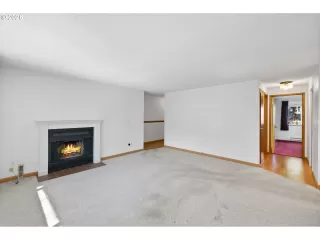 Photo #1: 591369238 Listing 