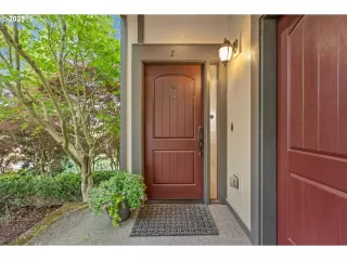 Photo #3: 591485972 Listing 