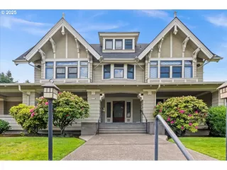 Photo #1: 591511136 Listing