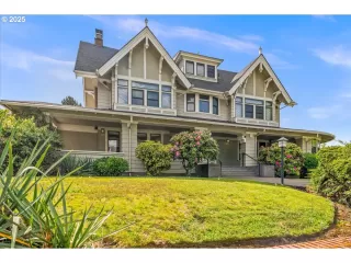 Photo #2: 591511136 Listing