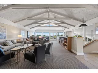 Photo #4: 591870590 Listing 