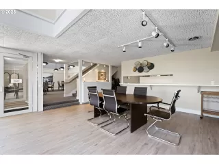 Photo #5: 591870590 Listing 