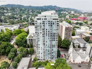 Photo #1: 591984876 Listing