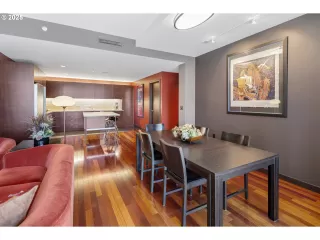 Photo #1: 592301887 Listing 