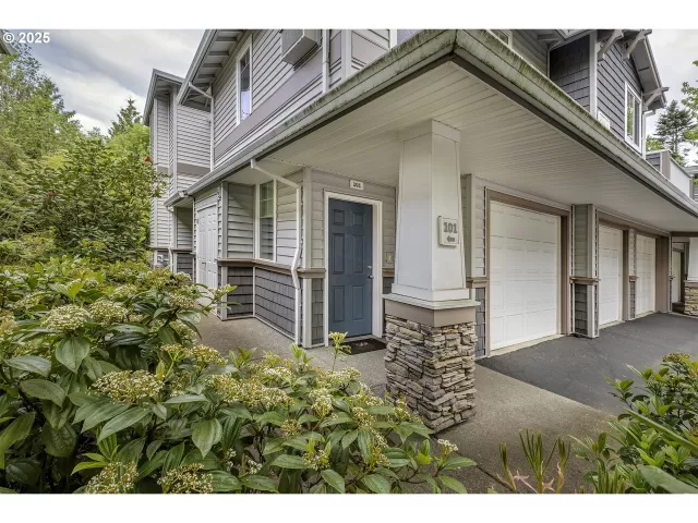 MLS: 592421365 Condo For Sale