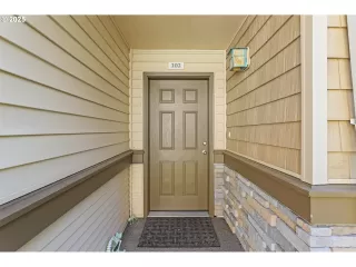 Photo #5: 592489145 Listing 