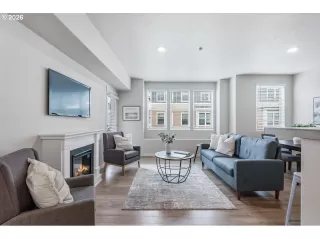 Photo #1: 592554528 Listing 