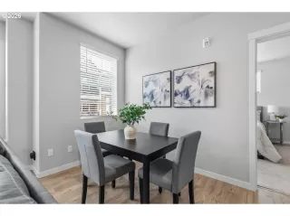 Photo #5: 592554528 Listing 
