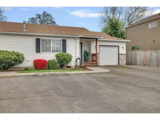 Photo #2: 592638028 Listing