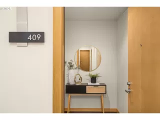 Photo #2: 592770705 Listing 