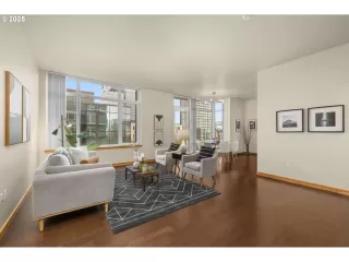 Photo #3: 592770705 Listing 