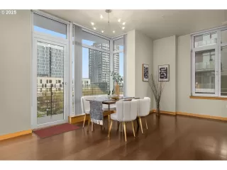 Photo #5: 592770705 Listing 