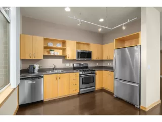 Photo #6: 592770705 Listing 